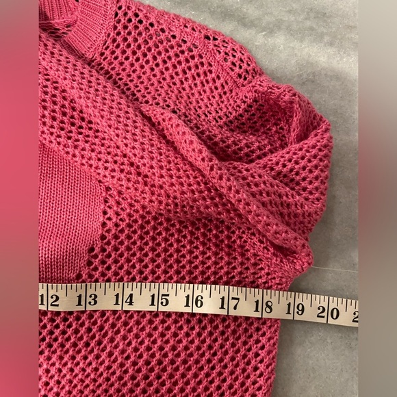 NWT No Boundaries Size XS Pink Mesh Long Sleeve Crew Neck Pullover Heart Sweater - Picture 10 of 12